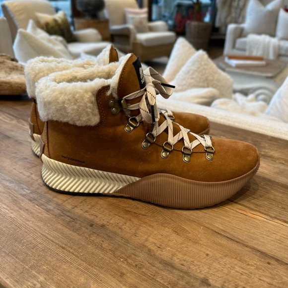 Sorel Out N About III Conquest Boot - Picture 3 of 8